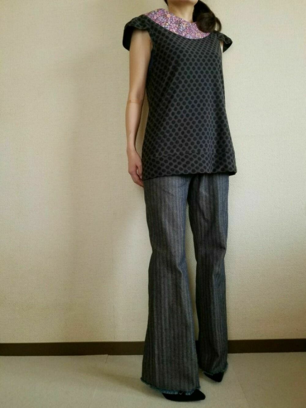 その他のTシャツ/カットソー、その他のTシャツ/カットソー、その他のTシャツ/カットソーを着用したレディースの秋コーディネートの1枚目の写真