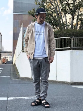 「Gramicci（グラミチ）のアイテム（パーカー）」を使った、naouさん（メンズ・182cm）の春コーディネート