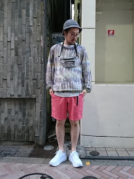 「アイテム（ボディバッグ/ウエストポーチ、シルバー系）」を使った、naouさん（メンズ・182cm）の春コーディネート