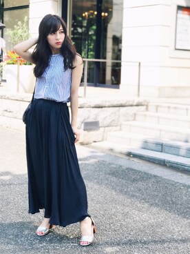 瀬戸晴加さんの「ボリュームスリットスカート」を使ったコーディネート