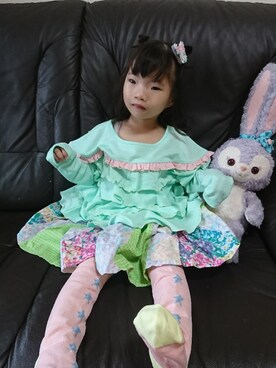「fafa（フェフェ）のアイテム（スウェット）」を使った、APRICOTさん（キッズ・90cm）の秋コーディネート