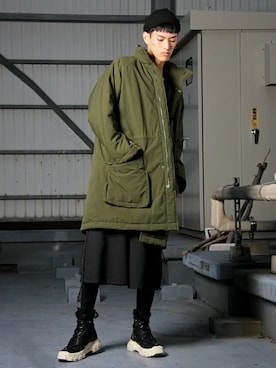 「WAIPER.inc（ワイパーインク）のアイテム（ミリタリージャケット）」を使った、WAIPERさん（メンズ・184cm）の冬コーディネート