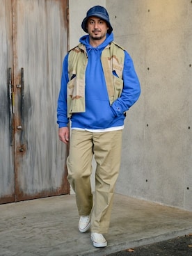 「アイテム（チノパンツ）」を使った、WAIPERさん（メンズ・186cm）の冬コーディネート