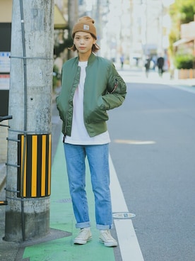 「carhartt」｜「アイテム（MA-1）」を使った、WAIPERさん（レディース・166cm）の秋コーディネート