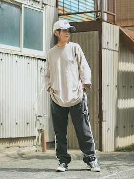 「Goodwear（グッドウェア）のGood wear グッドウェア SUPER BIGシルエット　ポケットTシャツ 2W7-2501（Tシャツ/カットソー）」を使った、WAIPERさん（レディース・166cm）の春コーディネート