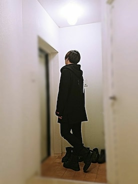 「minsobiのアイテム（パーカー、ブラック系）」を使った、gariさん（メンズ・174cm）の冬コーディネート