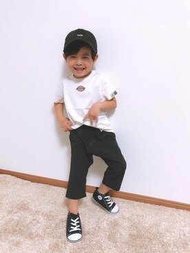 「Wrangler（ラングラー）のアイテム（キャップ）」を使った、asuさん（キッズ・100cm）の秋コーディネート