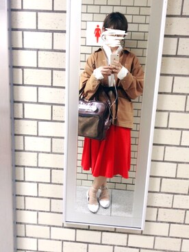 「アイテム（デニムスカート、レッド系）」を使った、k.さん（レディース・159cm）の春コーディネート