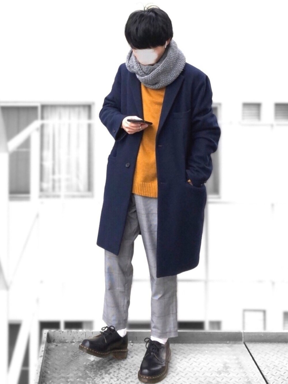 「冬、きれいめカジュアル、チェックパンツ、Dr.Martens、マスタード、ニット、GU、プチプラ、チェスターコート、いいね、save、フォローお願いします🤑」｜「BEAUTY&YOUTH UNITED ARROWSのBY ∴ メルトン チェスター コート ◇（チェスターコート、ブルー系）」を使った、Takaさん（メンズ・170cm）の冬コーディネートの1枚目の写真