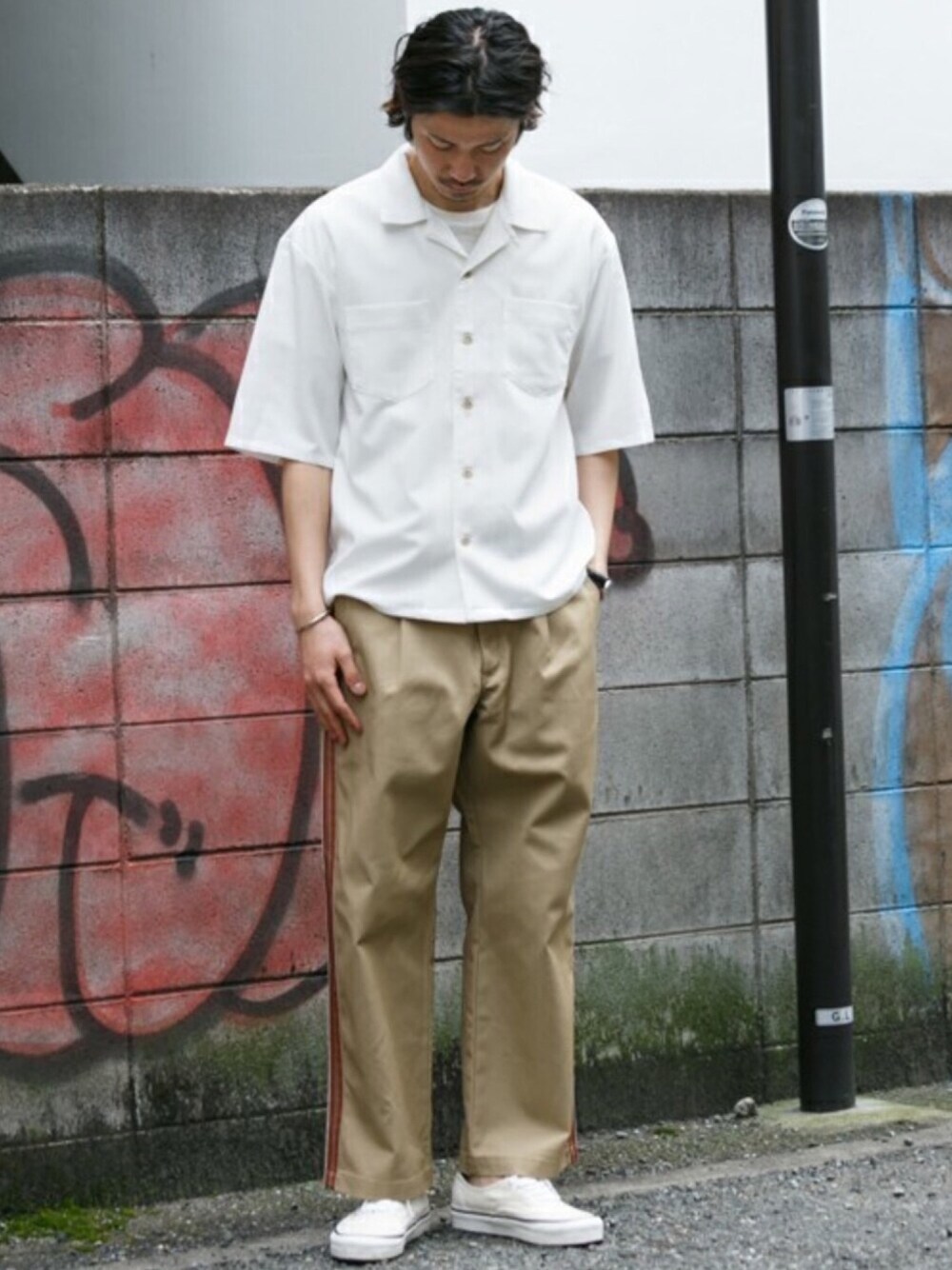 shibataniさんの「オープンカラーダブルポケットシャツ（URBAN RESEARCH Sonny Label）」を使ったコーディネート