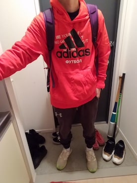 「Gosha Rubchinskiy（ゴーシャラブチンスキー）のアイテム（パーカー）」を使った、N.Oさん（メンズ・171cm）の秋コーディネート