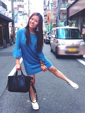 「FURLA（フルラ）のアイテム（トートバッグ、ブラック系）」を使った、marinaさん（レディース・166cm）の春コーディネート