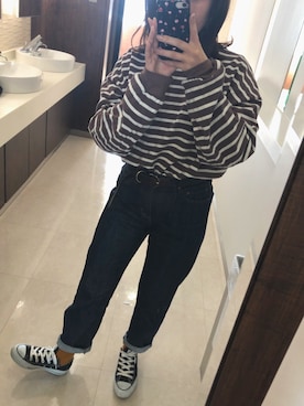 「Kastane（カスタネ）のボーダーBIGプルオーバー（Tシャツ/カットソー、ブラウン系）」を使った、楓さん（レディース）の冬コーディネート