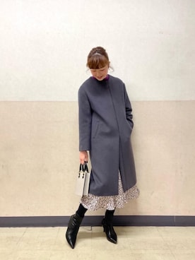 「花柄」｜「アイテム（ノーカラーコート）」を使った、ルクールブラン京都ポルタ店スタッフさん（レディース・162cm）の冬コーディネート