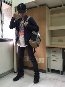 「ROEN（ロエン）のアイテム（帽子）」を使った、S.W.  Researchさん（メンズ・172cm）の春コーディネート