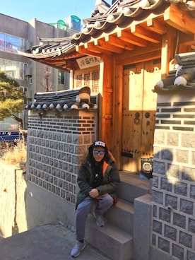 「KTZ（ケイティーゼット）のアイテム（帽子）」を使った、Edimundson さん（メンズ・180cm）の夏コーディネート