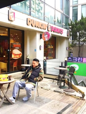 「streetsnap」｜「アイテム（ジャケット/アウター）」を使った、Edimundson さん（メンズ・180cm）の秋コーディネート