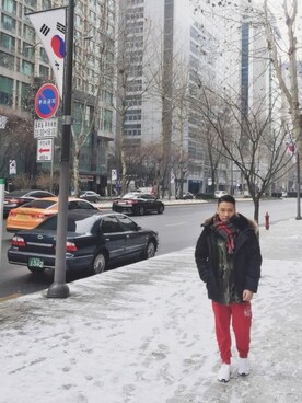 「streetsnap」｜「アイテム（ジャケット/アウター）」を使った、Edimundson さん（メンズ・180cm）の冬コーディネート