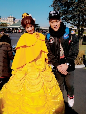 「disney」｜「アイテム（MA-1）」を使った、Edimundson さん（メンズ・180cm）の春コーディネート