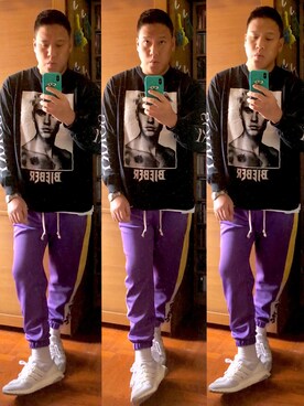 「JUSTIN BIEBER STADIUM TOUR（ジャスティンビーバースタジアムツアー）のアイテム」を使った、Edimundson さん（メンズ・180cm）の冬コーディネート