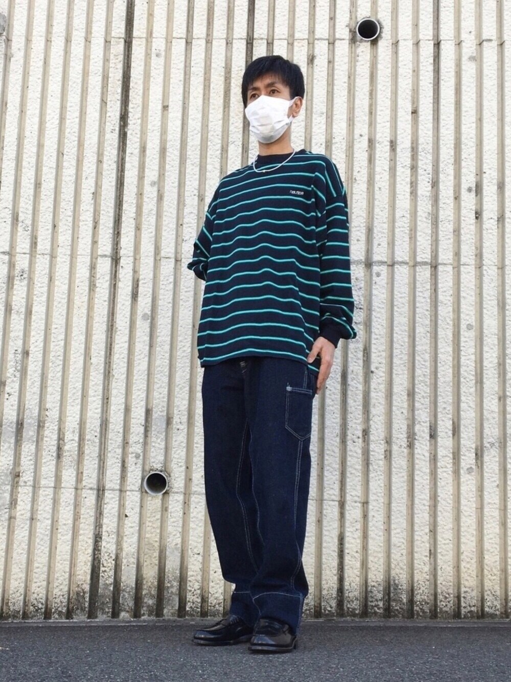 「ノーティカ、nautica、ボーダー、ボーダートップス、リーバイスレッド、LEVI'S RED、リーガル、REAGAL、ローファー、ローファーコーデ」｜「Levi'sのLevi's(R)RED STAY LOOSE UTILITY DIAMOND BEACH（デニムパンツ、ブルー系）」を使った、shinyaさん（メンズ・172cm）の春コーディネートの1枚目の写真