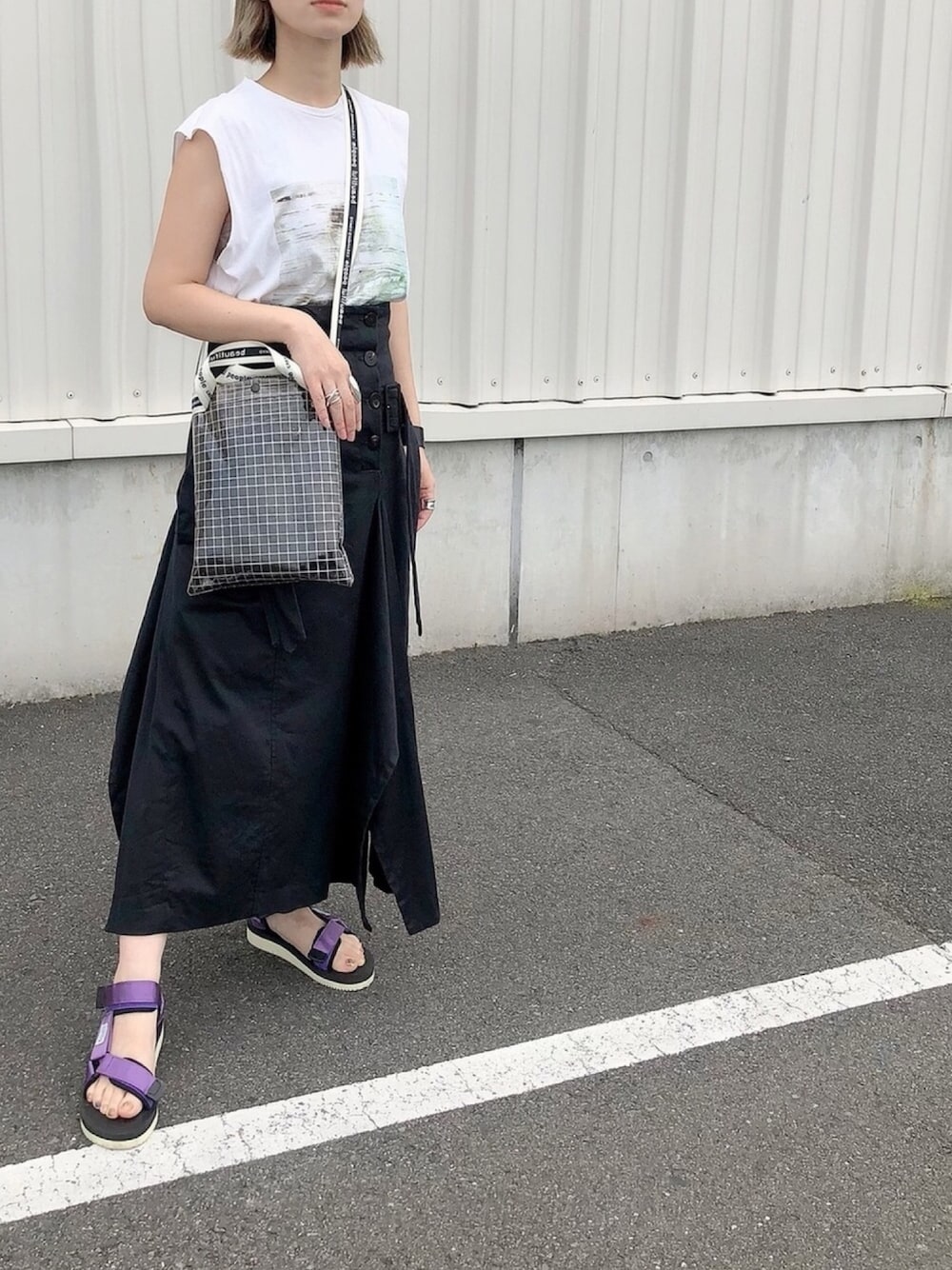 「大人カジュアル、ラクチンコーデ、リラックススタイル、オトナ女子」｜「TARO HORIUCHIのアイテム（スカート、ブラック系）」を使った、yuniさん（レディース・155cm）の夏コーディネートの1枚目の写真