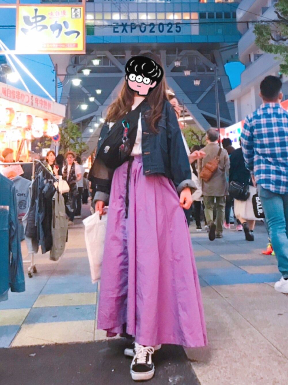 「niko and...のコットンタックアジャストロングスカート（スカート、パープル系）」を使った、ちゃむさん（レディース・154cm）の春コーディネートの1枚目の写真