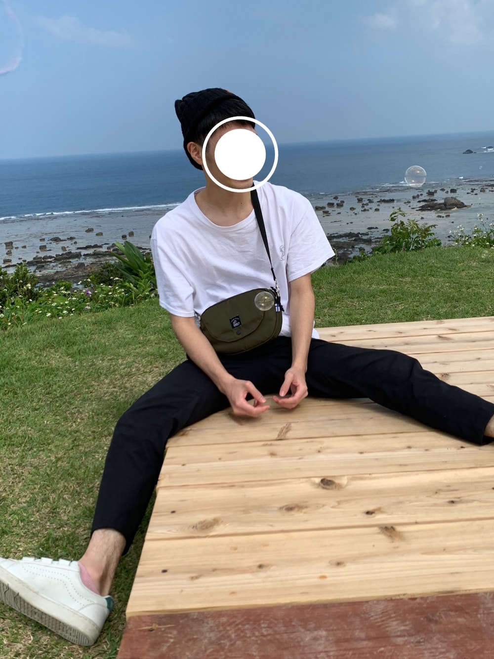 「シンプル、お洒落さんとつながりたい、夏コーデ、TOMBONIA、無印良品、VANS」｜「tomboniaのアイテム（Tシャツ/カットソー、ホワイト系）」を使った、わかひさん（メンズ・170cm）の春コーディネートの1枚目の写真