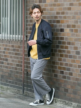 「URBAN RESEARCH（アーバンリサーチ）のアイテム（MA-1）」を使った、yukihigashiuraさん（メンズ・172cm）の春コーディネート