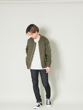 「URBAN RESEARCH（アーバンリサーチ）のアイテム（MA-1）」を使った、yukihigashiuraさん（メンズ・172cm）の春コーディネート