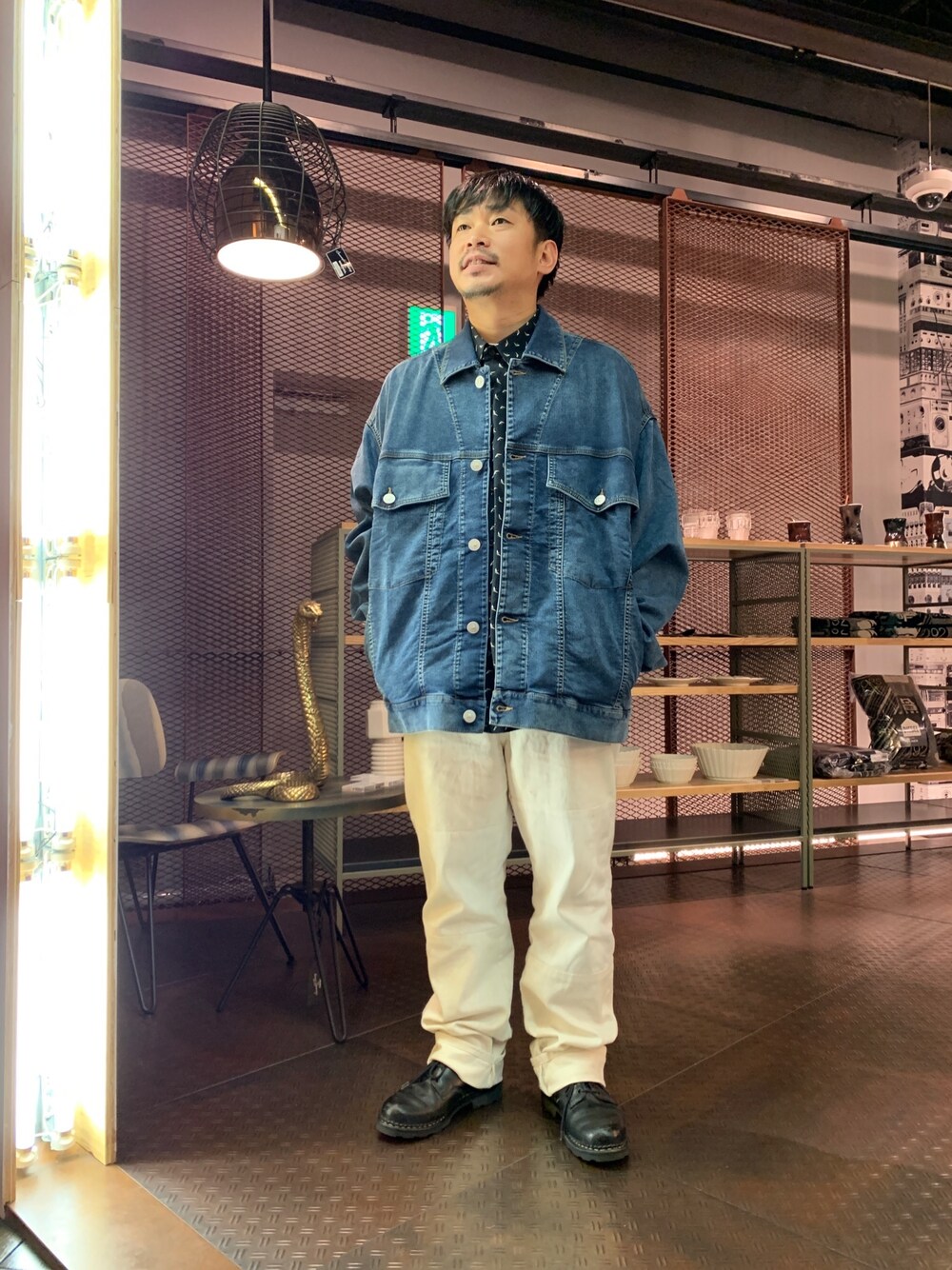 「Diesel、dieselshibuya」｜「DIESELのアイテム（デニムジャケット、ブルー系）」を使った、50481さん（メンズ・165cm）の夏コーディネートの1枚目の写真
