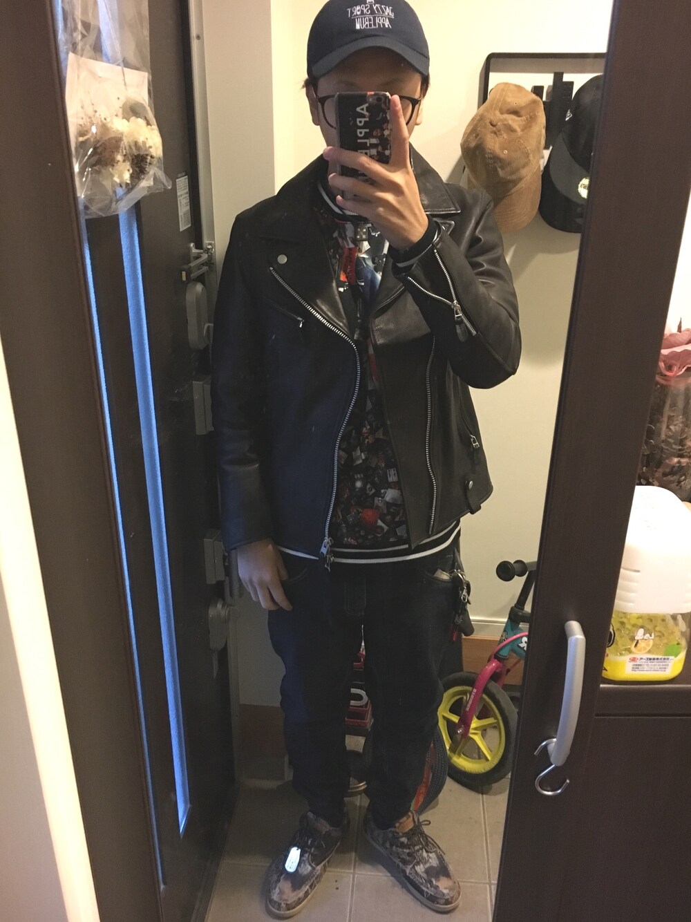 「APPLEBUMの"Sampling Sports" Leather Riders Jacket（ライダースジャケット、ブラック系）」を使った、FULLMoon1212!さん（メンズ・173cm）の冬コーディネートの1枚目の写真