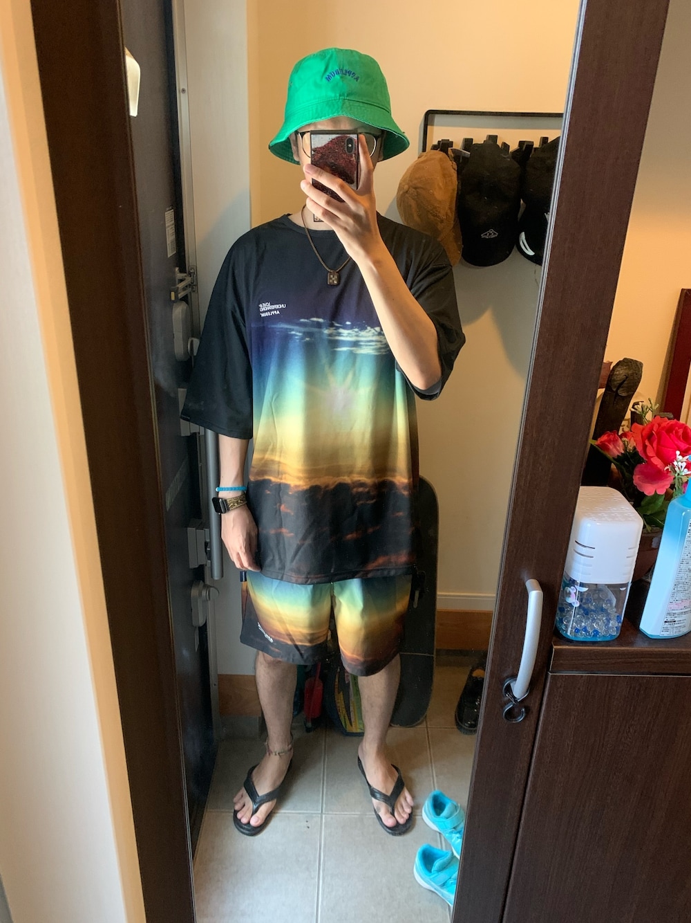「APPLEBUMの"Breakadawn" Big T-shirt（Tシャツ/カットソー、その他）」を使った、FULLMoon1212!さん（メンズ・173cm）の夏コーディネートの1枚目の写真