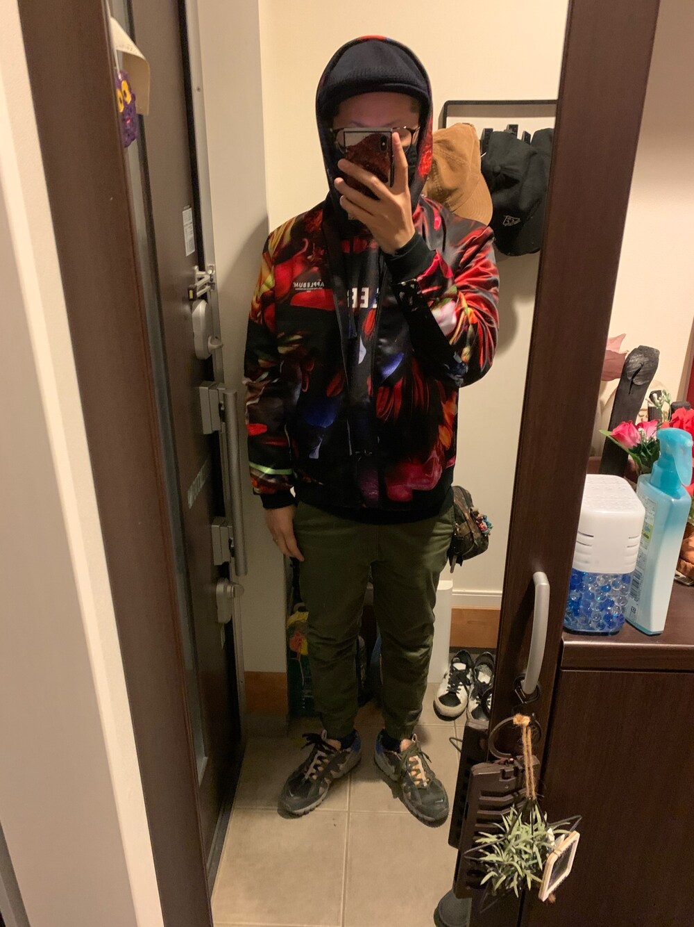 「Back ChannelのCHINO JOGGER PANTS（チノパンツ、グリーン系）」を使った、FULLMoon1212!さん（メンズ・173cm）の秋コーディネートの1枚目の写真