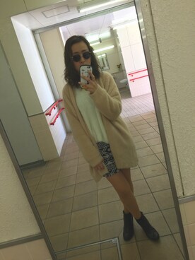 「GU（ジーユー）のアイテム（ニット/セーター、ホワイト系）」を使った、kichanさん（レディース・161cm）の冬コーディネート
