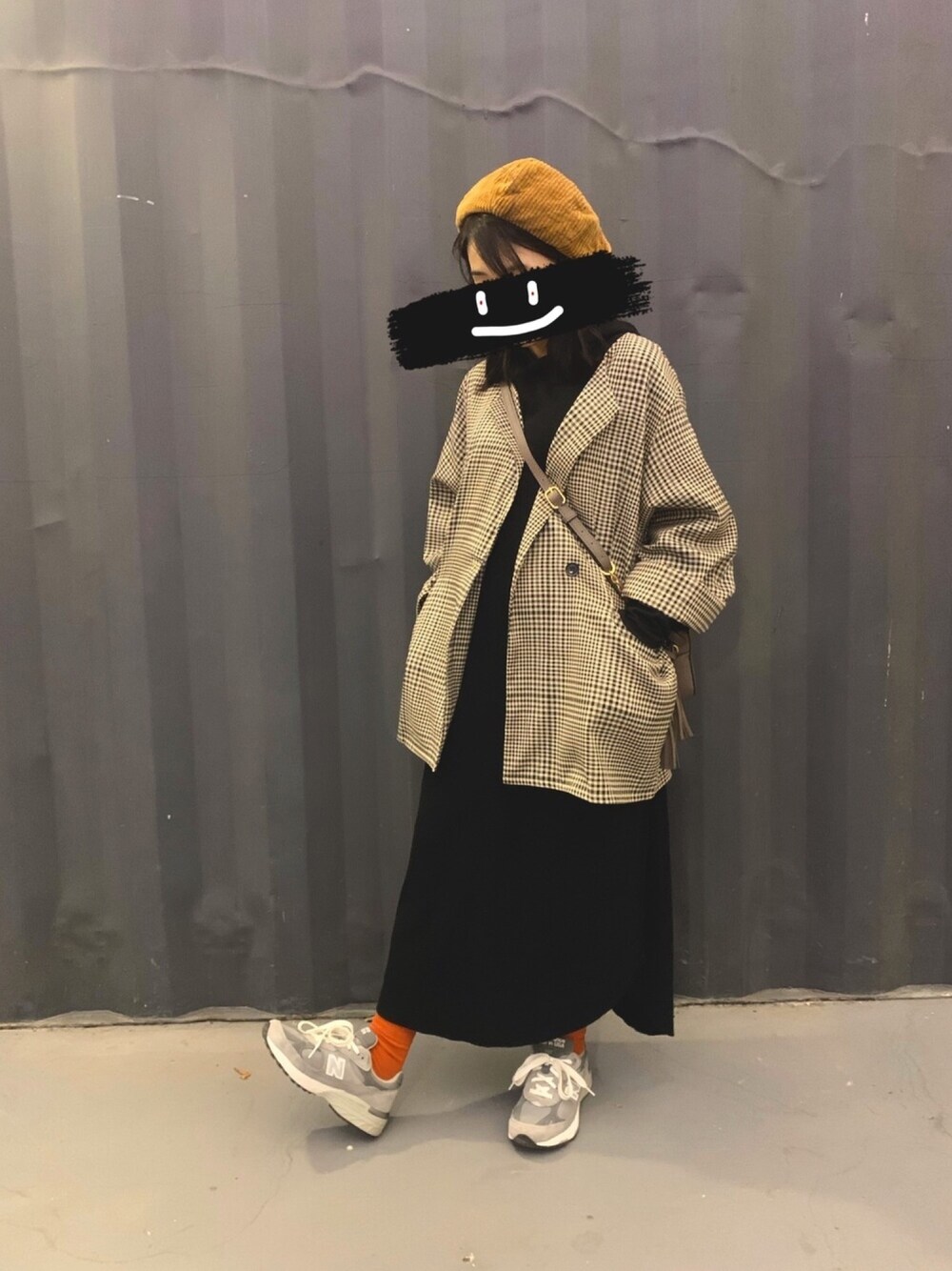 「winter、Hong Kong、oversize」｜「Kastaneのアイテム（スーツジャケット、イエロー系）」を使った、kiii-fyyyyさん（レディース・150cm）の冬コーディネートの1枚目の写真