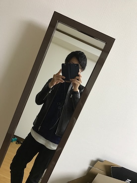 「Daniel Wellington」｜「アイテム（ライダースジャケット）」を使った、ワッキーさん（メンズ・175cm）の春コーディネート