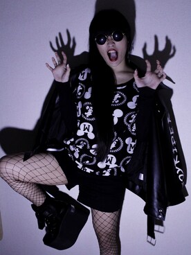 「model」｜「アイテム（ライダースジャケット）」を使った、Atsumi Sasakiさん（レディース・165cm）の秋コーディネート