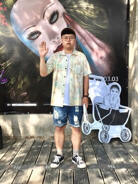 Vik Zhangさんのコーディネート