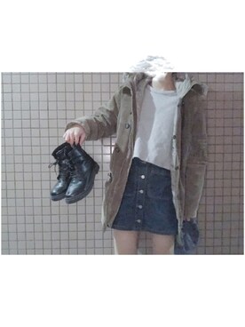「WC（ダブル シー）のアイテム（スウェット）」を使った、ちゃんしげさん（レディース・158cm）の冬コーディネート