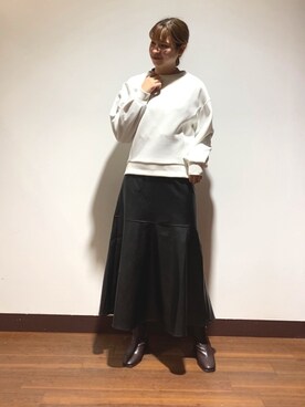 「ダンボール素材」｜「アイテム（スウェット）」を使った、MAYUMIさん（レディース・167cm）の冬コーディネート