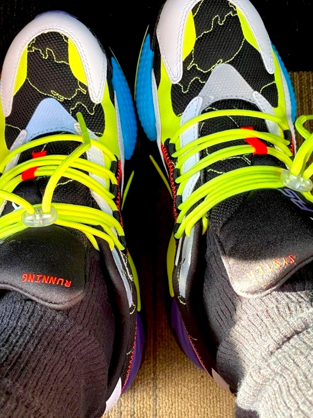 「PUMA」｜「PUMAのPUMA プーマ PUMA x CENTRAL SAINT MARTINS RS-X3 DAY ZERO スニーカー（スニーカー、ブラック系）」を使った、a_rさん（レディース・158cm）の秋コーディネートの1枚目の写真