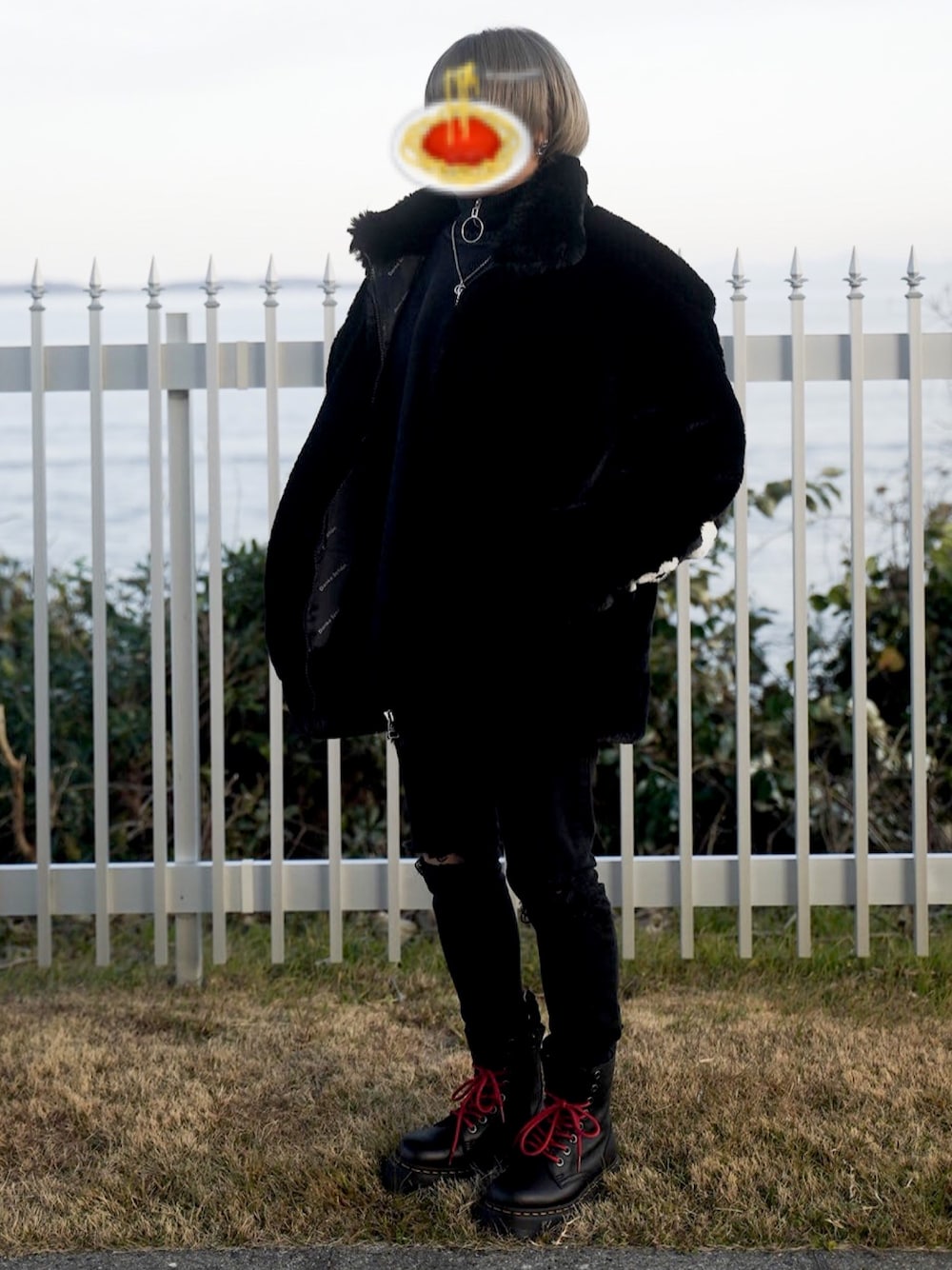 「Danke schon、GUCCI、大人カジュアル、おしゃれさんと繋がりたい、今日のコーデ、ブラック、シンプル、休日スタイル、Dr.Martens、いいね、save、フォローお願いします🤑」｜「DANKE SCHONの【web限定】DankeSchon/ダンケシェーン/チェッカーファーブルゾン（ブルゾン、ブラック系）」を使った、A🏁さん（レディース・151cm）の冬コーディネートの1枚目の写真