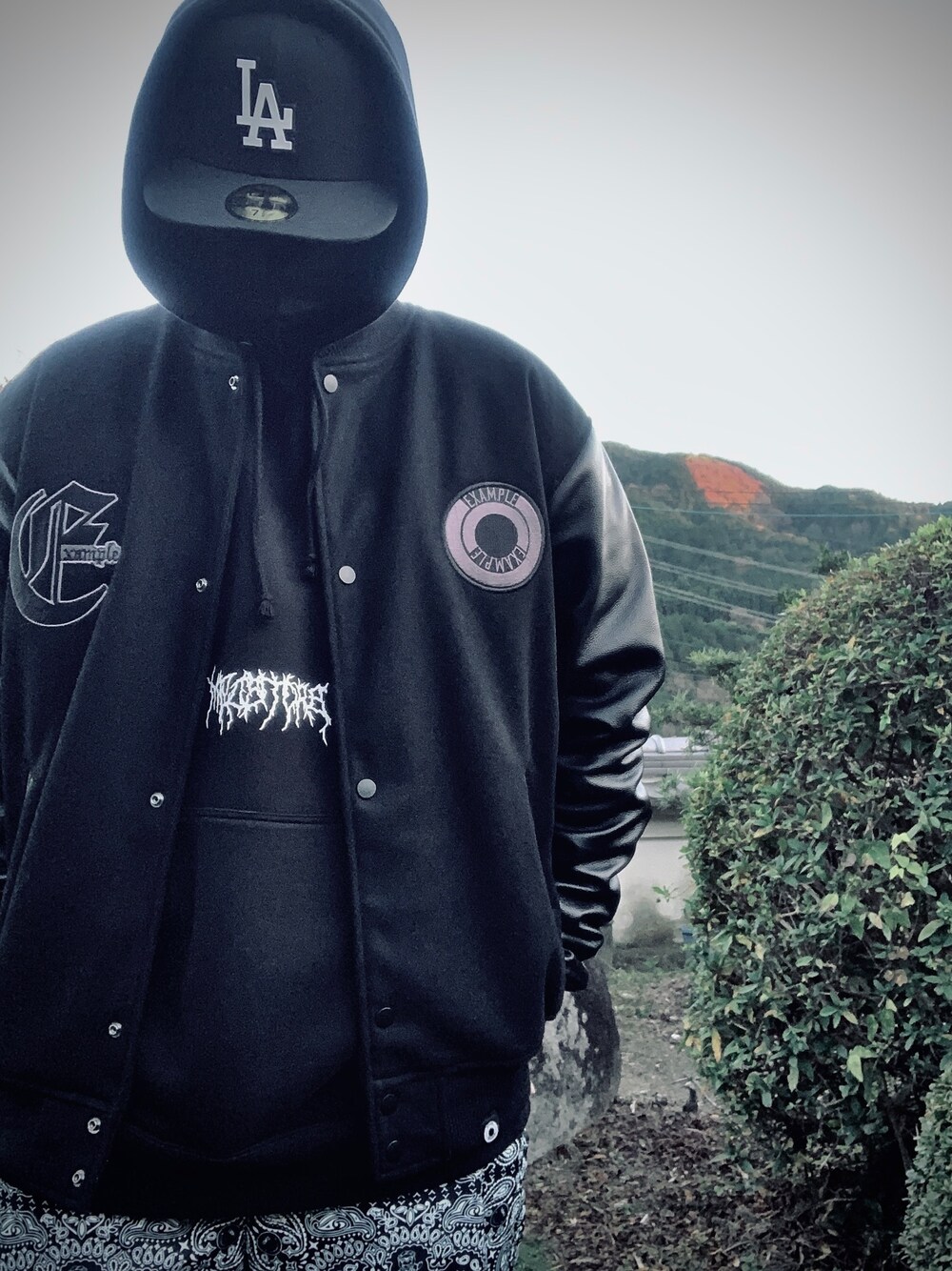 定価42,900円【値下げ可】EXAMPLE薔薇刺繍スタジャンL 定価42,900円【値下げ可】EXAMPLE薔薇刺繍スタジャンL - メルカリ