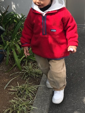 「Carhartt（カーハート）のアイテム（オールインワン・サロペット）」を使った、Hi_90さん（キッズ・90cm）の春コーディネート