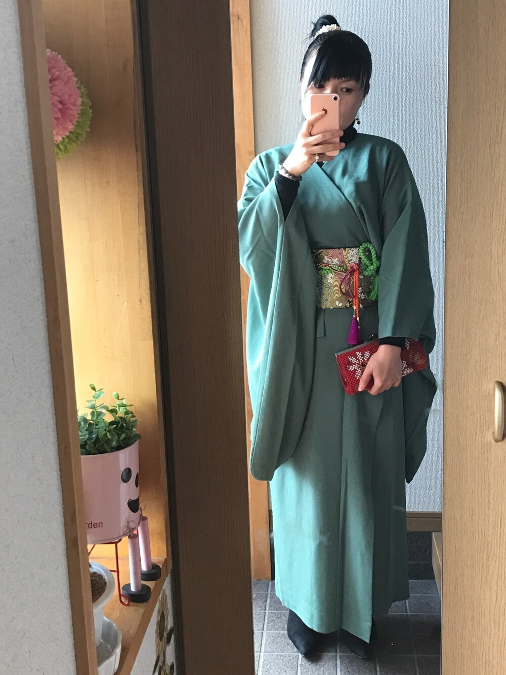 「着物、緑、タートルネック」｜「brand ?のアイテム（その他、グリーン系）」を使った、ハルさん（レディース・153cm）の冬コーディネートの1枚目の写真