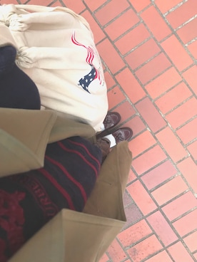 「Maison Kitsune（メゾンキツネ）のMAISON KITSUNE / America Canvas Backpack（バックパック/リュック、ベージュ系）」を使った、chiharuさん（レディース）の春コーディネート