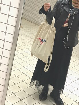 「A BATHING APE（アベイシングエイプ）のBETTY BAPE TEE L（Tシャツ/カットソー、ブラック系）」を使った、chiharuさん（レディース）の春コーディネート