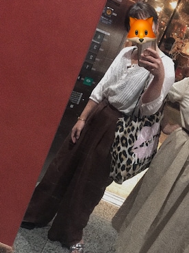 「WEGO（ウィゴー）のアイテム（シャツ/ブラウス、ホワイト系）」を使った、chiharuさん（レディース）の秋コーディネート