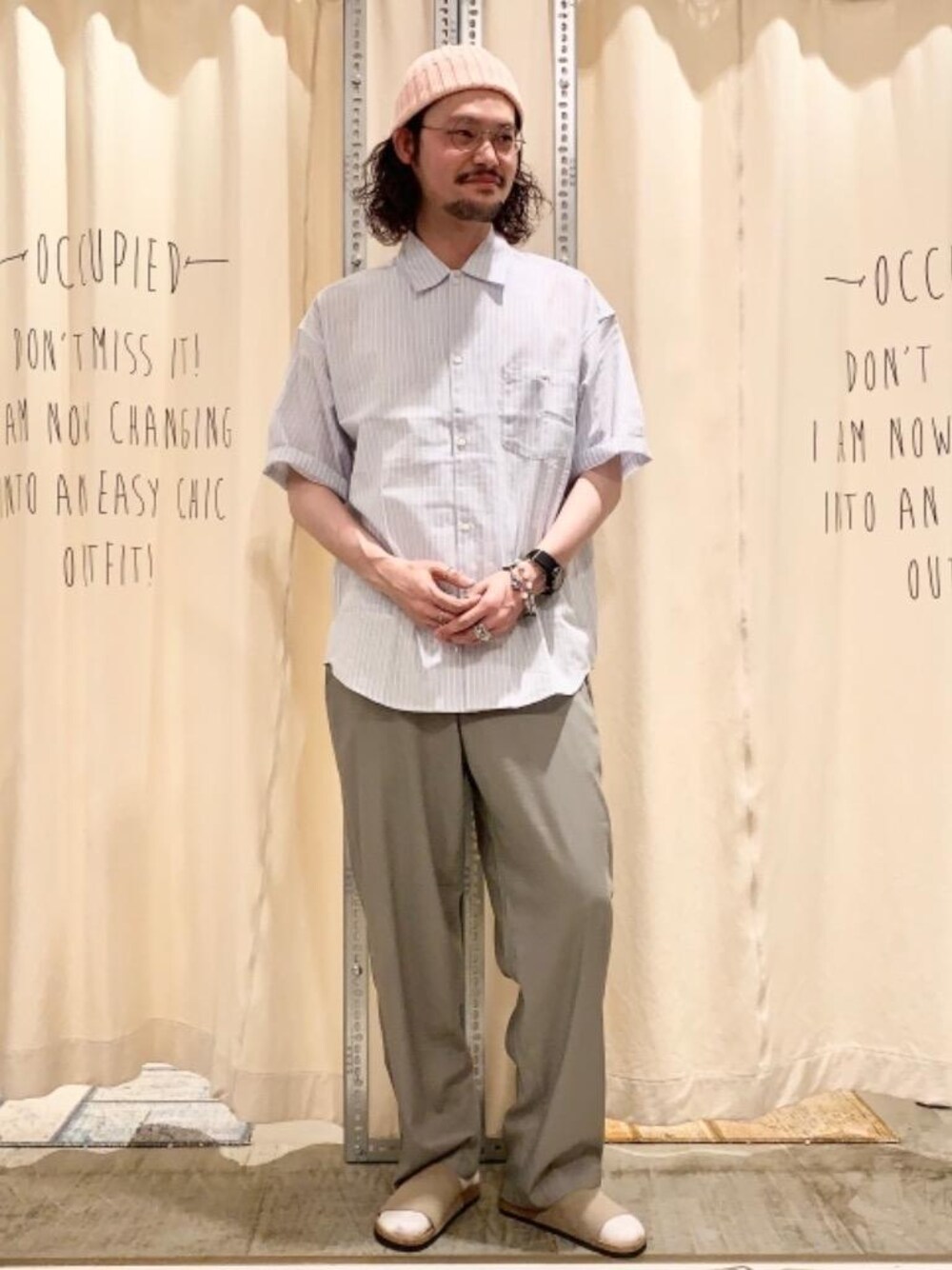 「ビッグシルエット、夏コーデ、オープンカラーシャツ、ニュアンスカラー、涼しくて軽い「涼・軽パンツ」」｜「coenのワイドストラップサンダル（サンダル、ベージュ系）」を使った、coen あおきさん（メンズ・181cm）の夏コーディネートの1枚目の写真